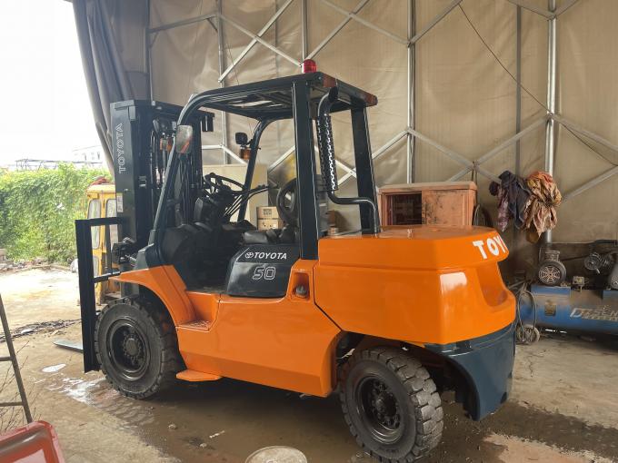 Used Toyota 7FD50 5 Ton Forklift 3 Sections Mast Max Lifting Height 4500mm